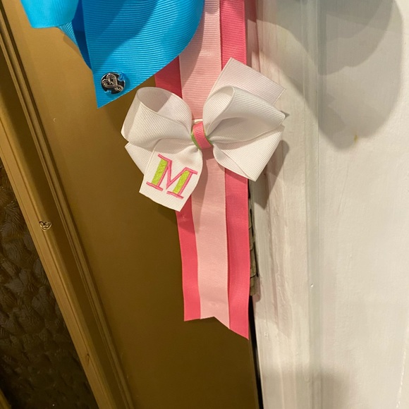 WEE ONES little girls Bows. Nwot. White bow Pink green white monogram - Picture 3 of 4